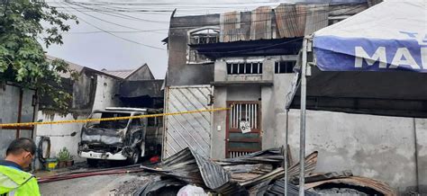 sunog ngayon sa quezon city today|15 reported dead as fire hits residential area in Quezon City.